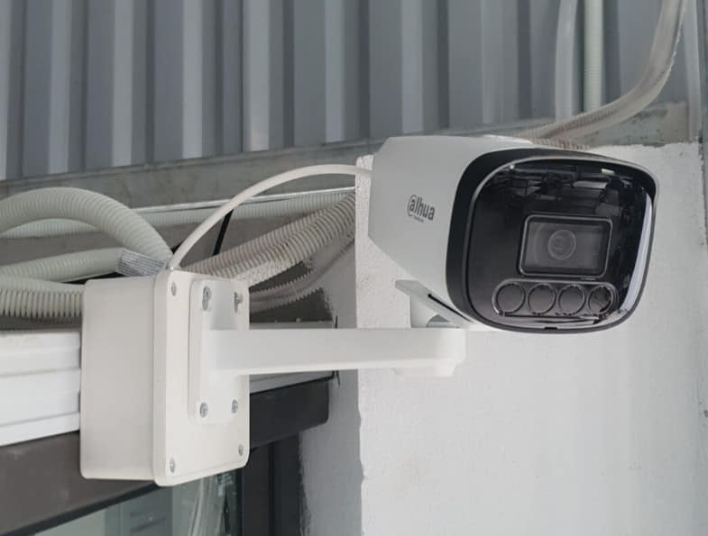 Camera IP thân trụ 2MP DAHUA DH-IPC-HFW1230V-A-I4-B 357736610 2461575807333439 7664967784321079799 n